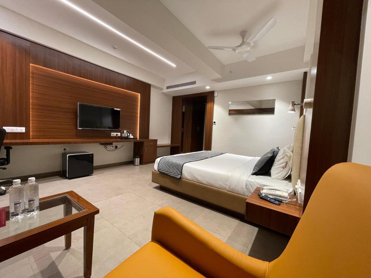 Hotel Jubilee Park Hyderabad Exterior foto